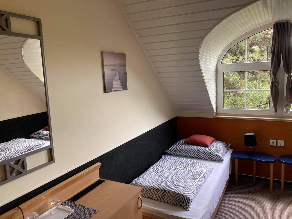 Berg Toboz Panzio Hotel Pecs Ngoại thất bức ảnh