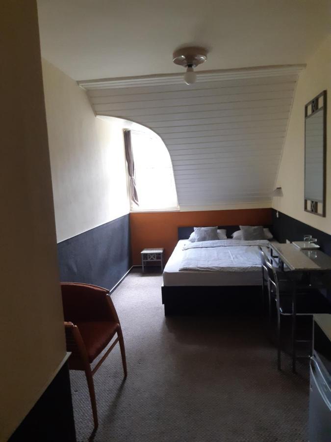 Berg Toboz Panzio Hotel Pecs Ngoại thất bức ảnh